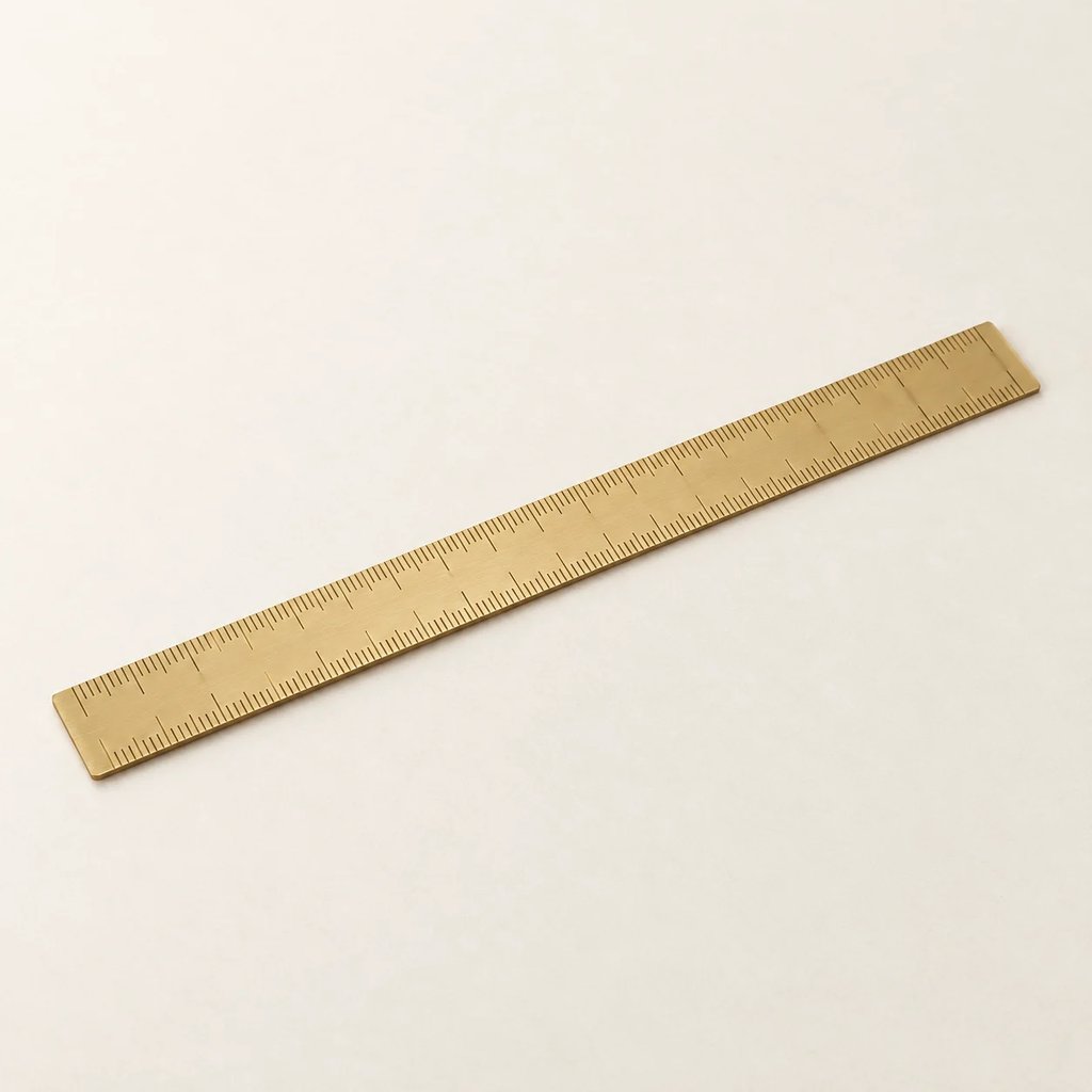 Klar brass ruler